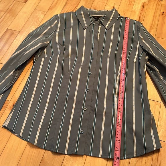 Attention Striped Blouse - Picture 3 of 7